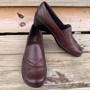 Clarks Brown Leather Loafers Slip On Comfort Shoes Block Heel Dress Business 8 M